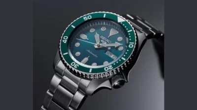 Men Invest in Luxury Timepieces