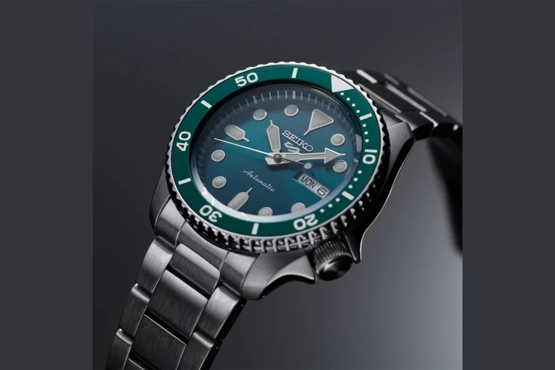 Men Invest in Luxury Timepieces