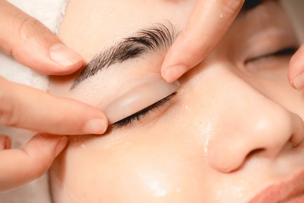 Right Eyelid Anti-Aging Device for Your Skin Type