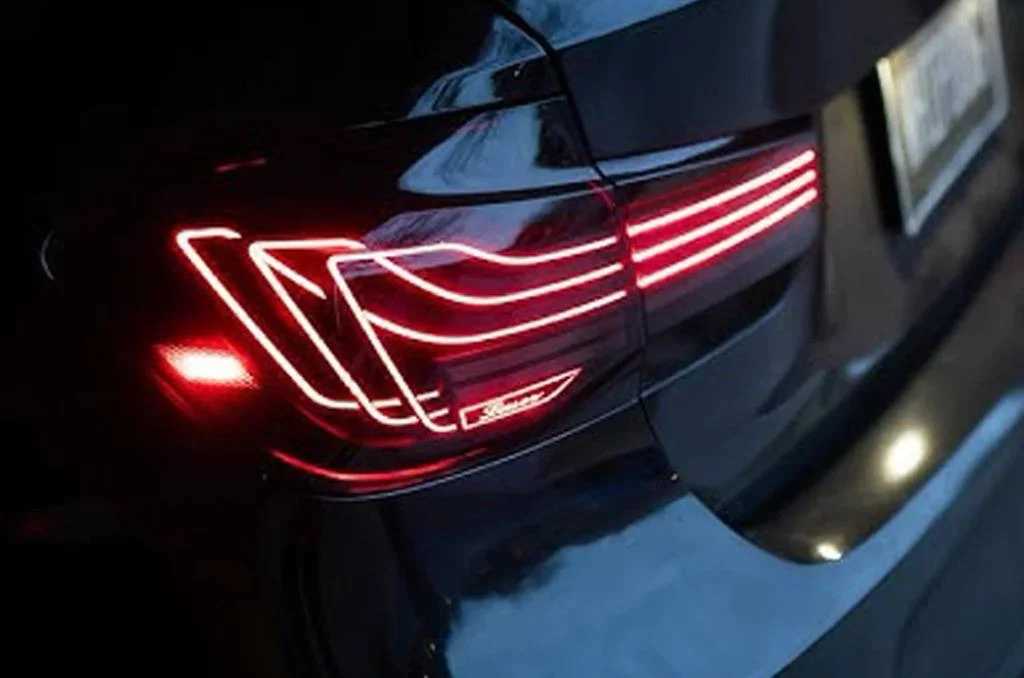 OEM vs. Aftermarket Tail Lights for BMW F80 M3 – Which Looks Better?