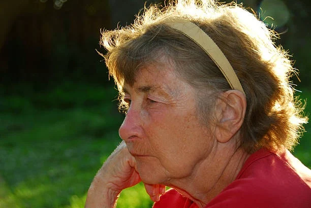 Understanding the Manifestation of Sundowning in Dementia